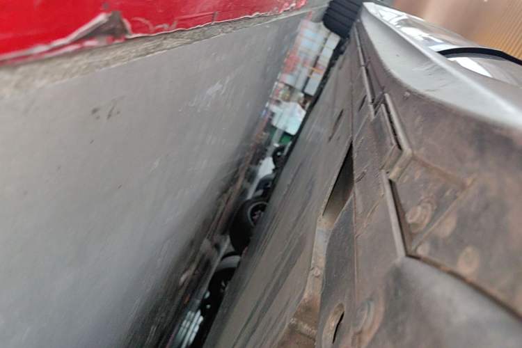 Used Nio ET5T 2024 75kWh Touring Left Side Sill