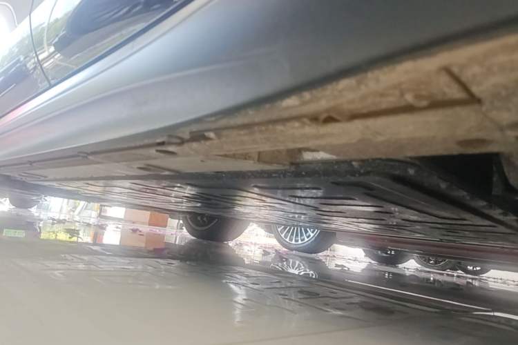 Used Nio ET5T 2024 75kWh Touring Left Side Sill