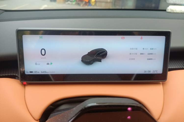 Used Nio ET5T 2024 75kWh Touring Odometer Close Up