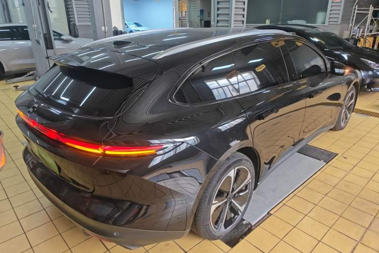 Used Nio ET5T 2024 75kWh Touring Rear Right 45 Deg