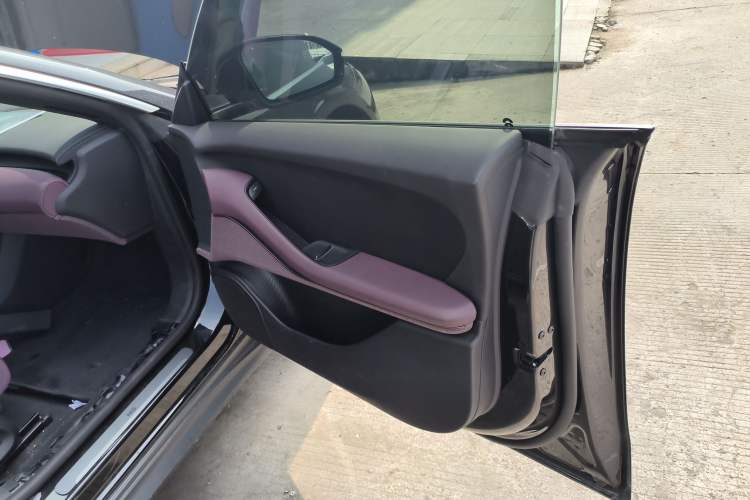 Used Nio ET5T 2024 75kWh Touring Right Front Door Interior