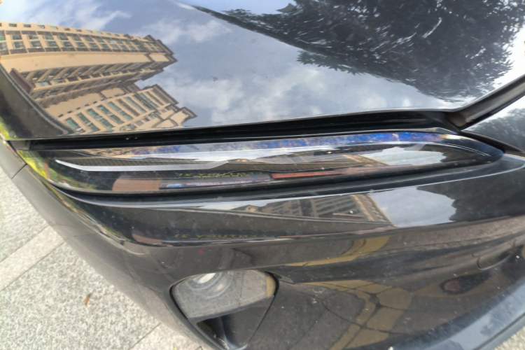 Used Nio ET5T 2024 75kWh Touring Right Front Headlight
