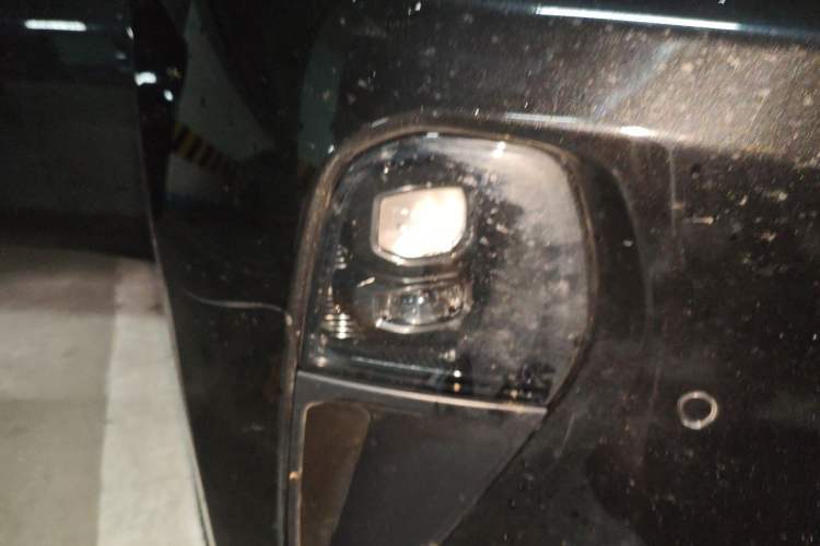 Used Nio ET5T 2024 75kWh Touring Right Front Headlight