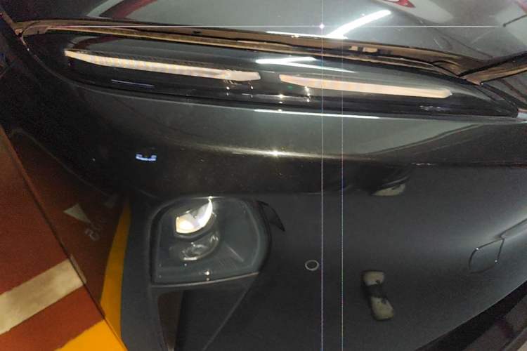 Used Nio ET5T 2024 75kWh Touring Right Front Headlight