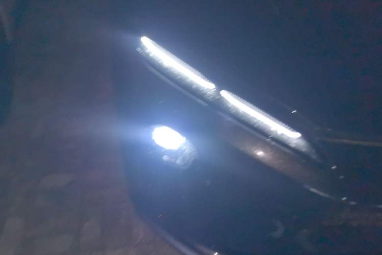Used Nio ET5T 2024 75kWh Touring Right Front Headlight