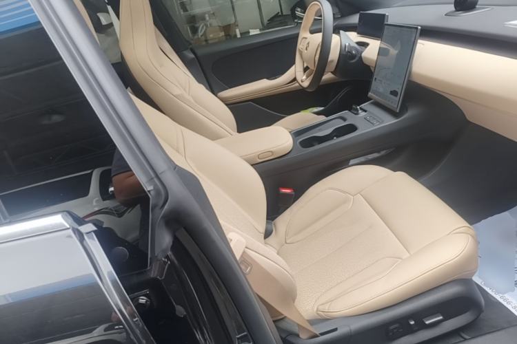 Used Nio ET5T 2024 75kWh Touring Right Front Seat