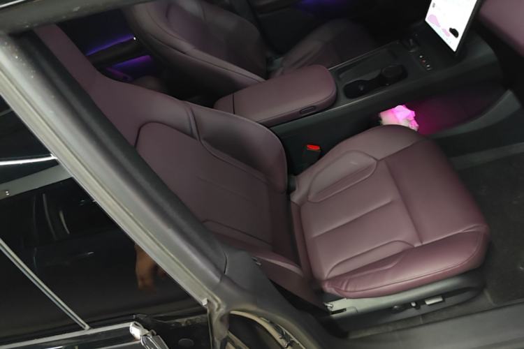 Used Nio ET5T 2024 75kWh Touring Right Front Seat