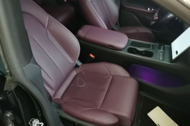 Used Nio ET5T 2024 75kWh Touring Right Front Seat