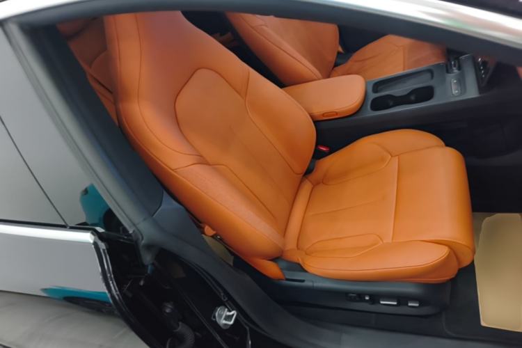 Used Nio ET5T 2024 75kWh Touring Right Front Seat