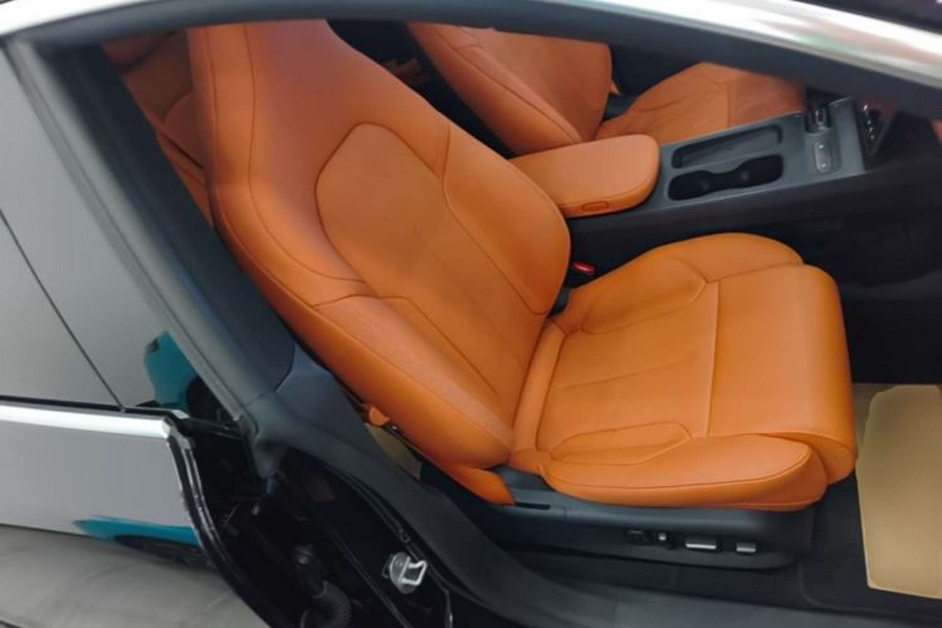 Used Nio ET5T 2024 75kWh Touring Right Front Seat