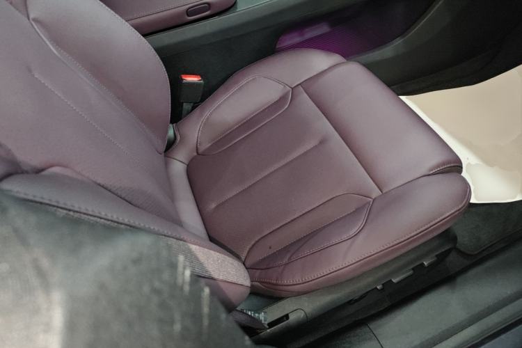 Used Nio ET5T 2024 75kWh Touring Right Front Seat