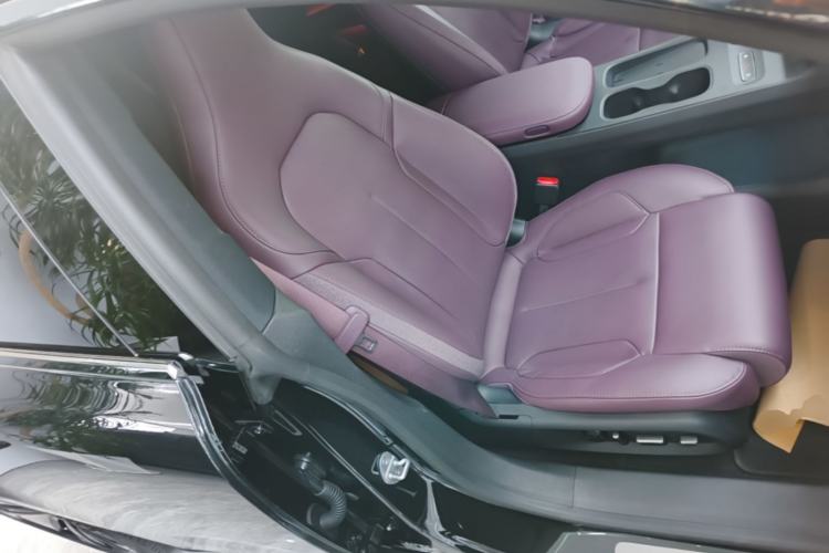 Used Nio ET5T 2024 75kWh Touring Right Front Seat