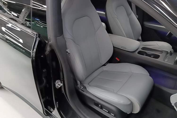 Used Nio ET5T 2024 75kWh Touring Right Front Seat