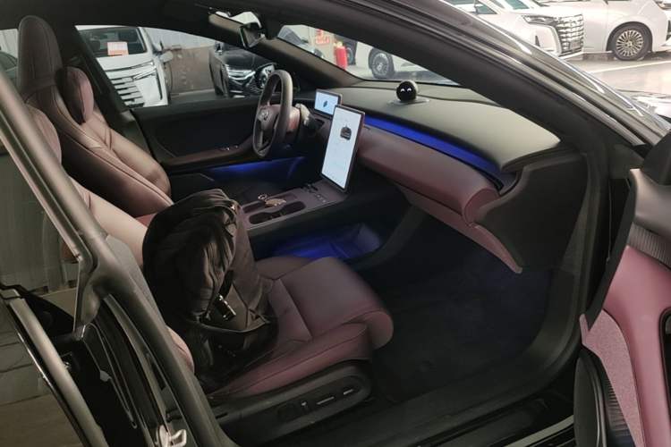 Used Nio ET5T 2024 75kWh Touring Right Front Seat