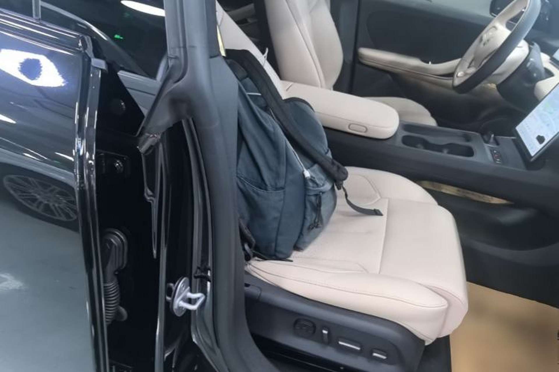 Used Nio ET5T 2024 75kWh Touring Right Front Seat