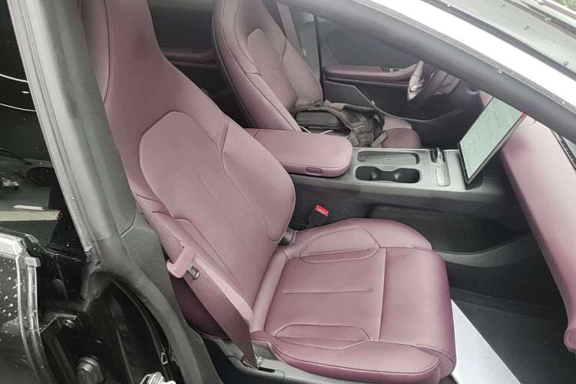 Used Nio ET5T 2024 75kWh Touring Right Front Seat