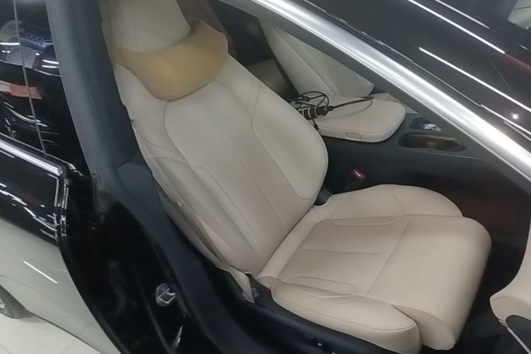 Used Nio ET5T 2024 75kWh Touring Right Front Seat