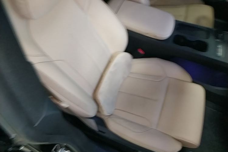 Used Nio ET5T 2024 75kWh Touring Right Front Seat