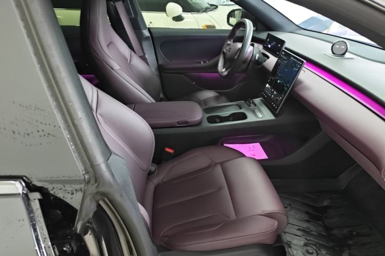 Used Nio ET5T 2024 75kWh Touring Right Front Seat