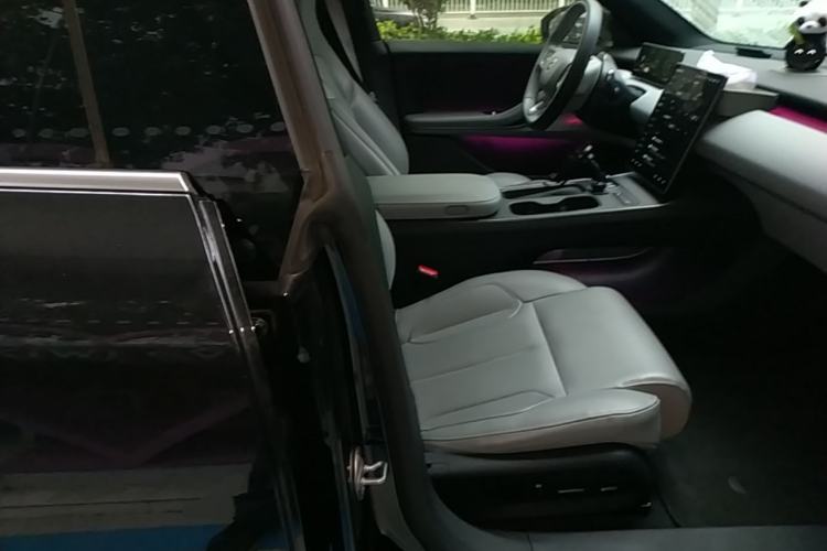 Used Nio ET5T 2024 75kWh Touring Right Front Seat
