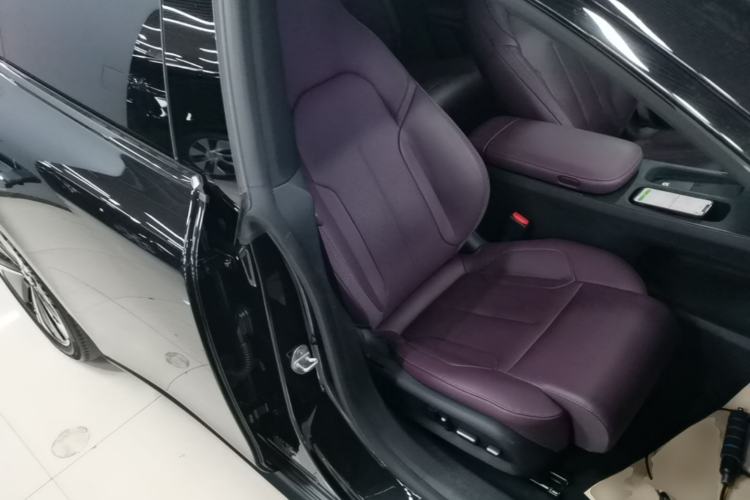 Used Nio ET5T 2024 75kWh Touring Right Front Seat