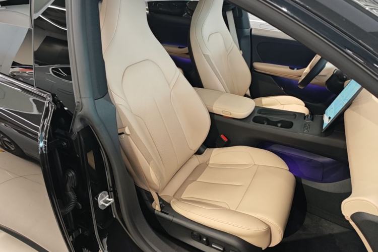 Used Nio ET5T 2024 75kWh Touring Right Front Seat