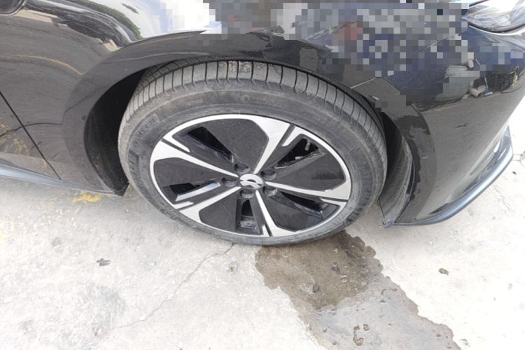 Used Nio ET5T 2024 75kWh Touring Right Front Wheel Hub