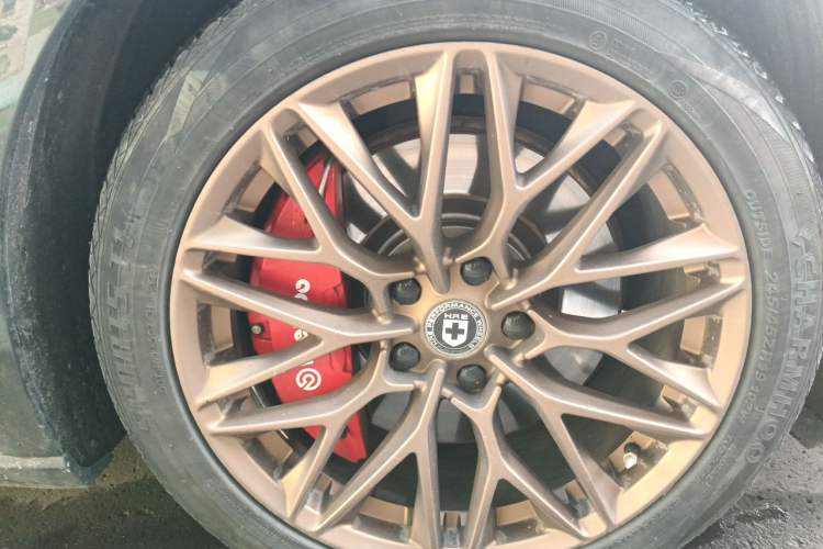 Used Nio ET5T 2024 75kWh Touring Right Front Wheel Hub