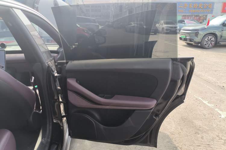 Used Nio ET5T 2024 75kWh Touring Right Rear Door Interior
