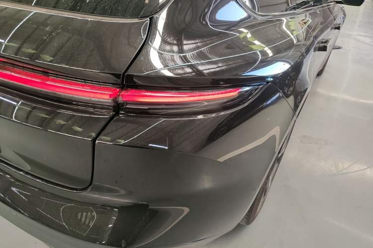 Used Nio ET5T 2024 75kWh Touring Right Rear Taillight