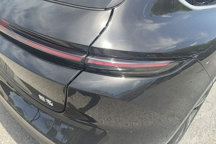 Used Nio ET5T 2024 75kWh Touring Right Rear Taillight