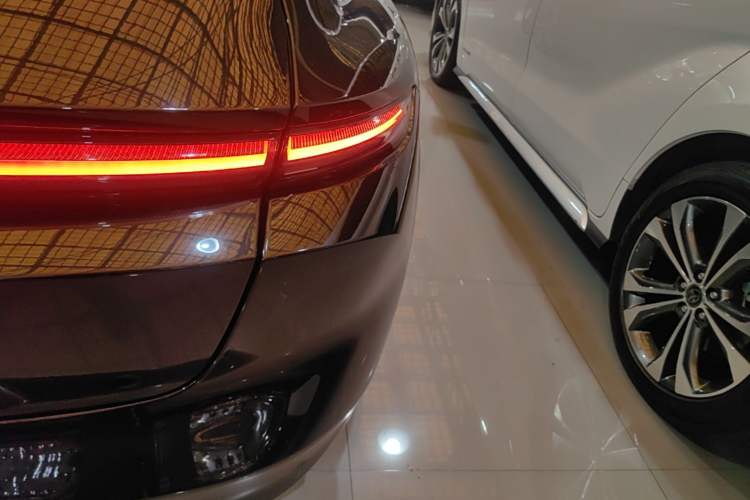 Used Nio ET5T 2024 75kWh Touring Right Rear Taillight