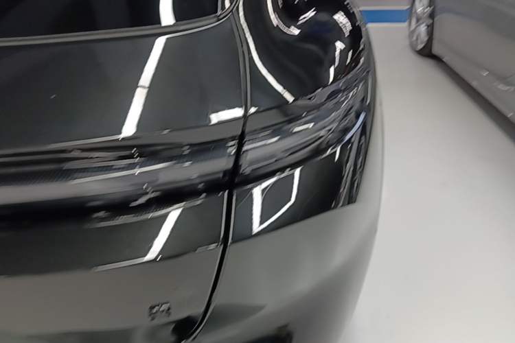 Used Nio ET5T 2024 75kWh Touring Right Rear Taillight