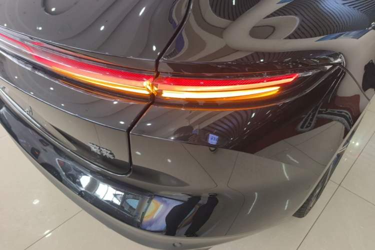 Used Nio ET5T 2024 75kWh Touring Right Rear Taillight