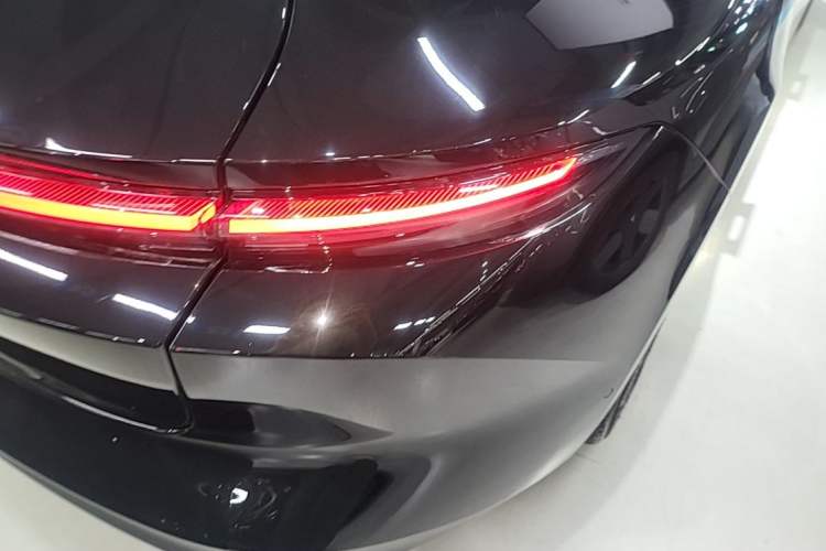 Used Nio ET5T 2024 75kWh Touring Right Rear Taillight