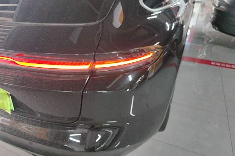 Used Nio ET5T 2024 75kWh Touring Right Rear Taillight