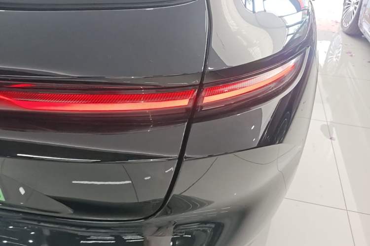 Used Nio ET5T 2024 75kWh Touring Right Rear Taillight