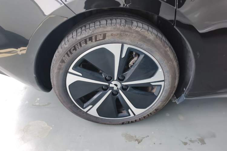 Used Nio ET5T 2024 75kWh Touring Right Rear Wheel Hub