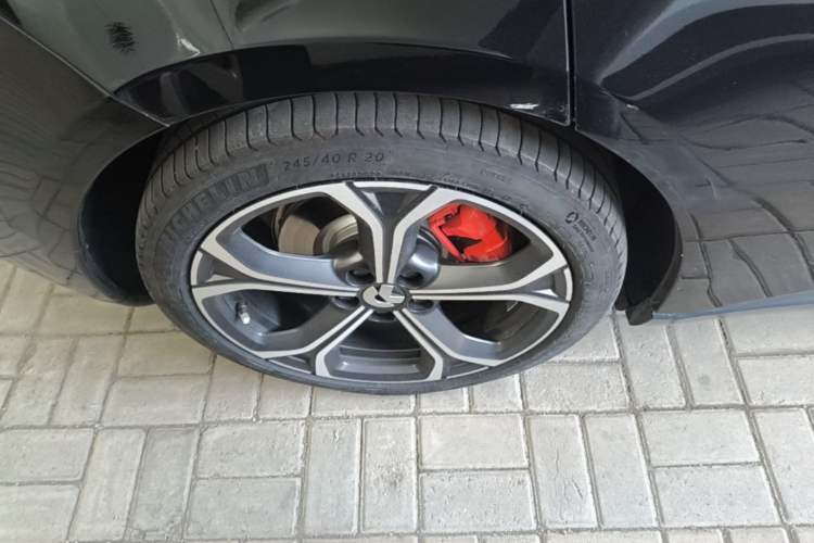 Used Nio ET5T 2024 75kWh Touring Right Rear Wheel Hub