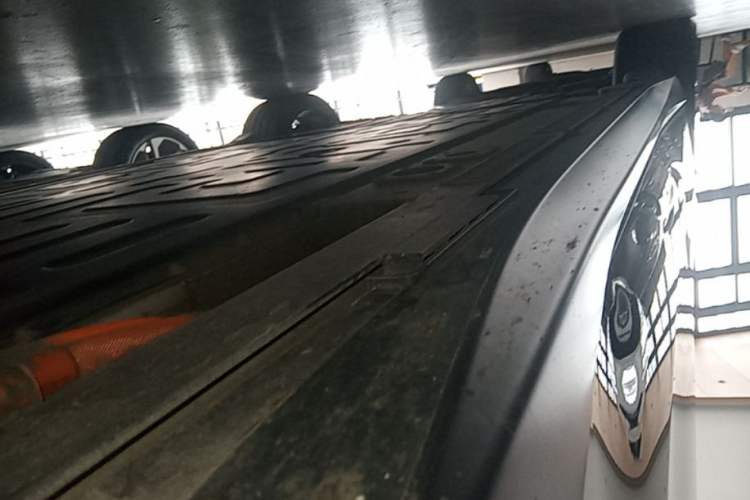 Used Nio ET5T 2024 75kWh Touring Right Side Sill