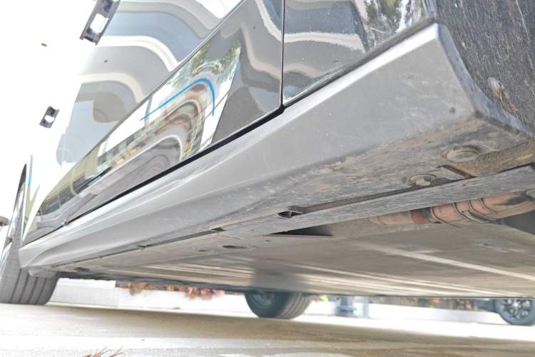 Used Nio ET5T 2024 75kWh Touring Right Side Sill