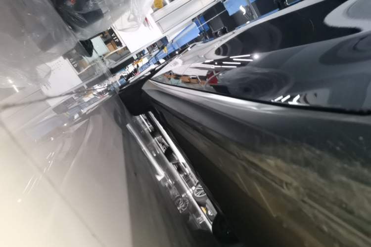 Used Nio ET5T 2024 75kWh Touring Right Side Sill
