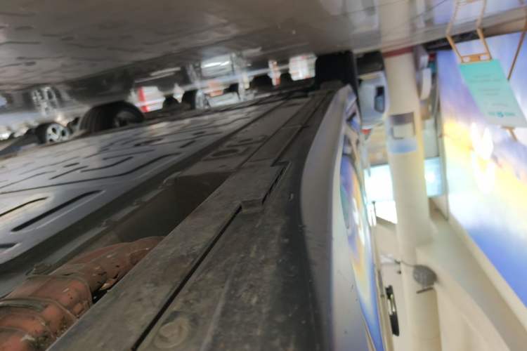 Used Nio ET5T 2024 75kWh Touring Right Side Sill