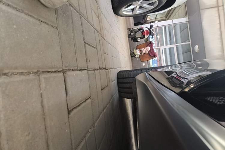 Used Nio ET5T 2024 75kWh Touring Right Side Sill