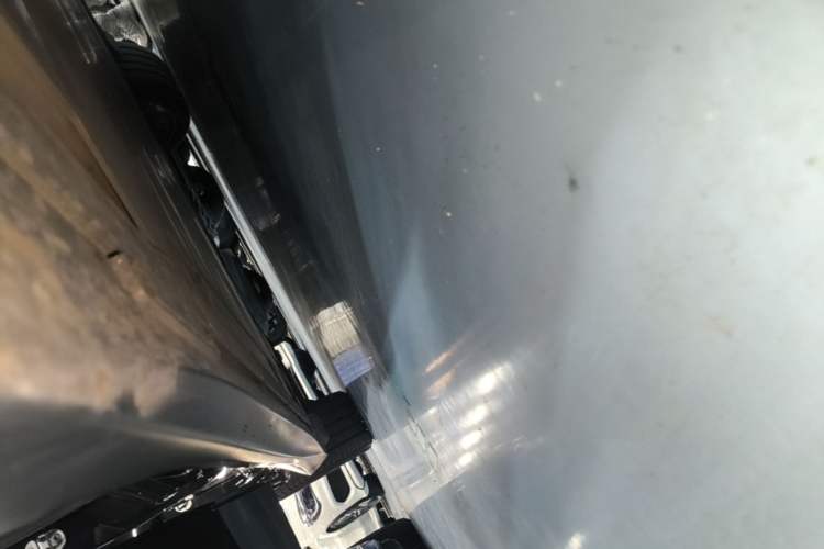 Used Nio ET5T 2024 75kWh Touring Right Side Sill