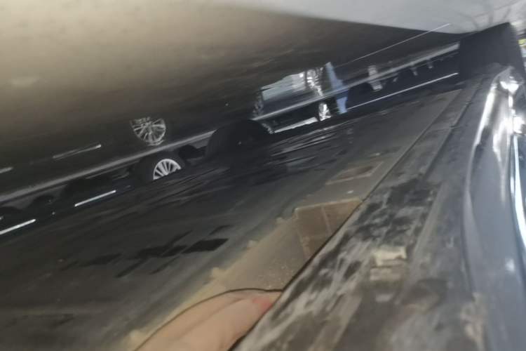 Used Nio ET5T 2024 75kWh Touring Right Side Sill
