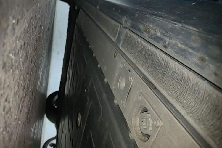 Used Nio ET5T 2024 75kWh Touring Right Side Sill
