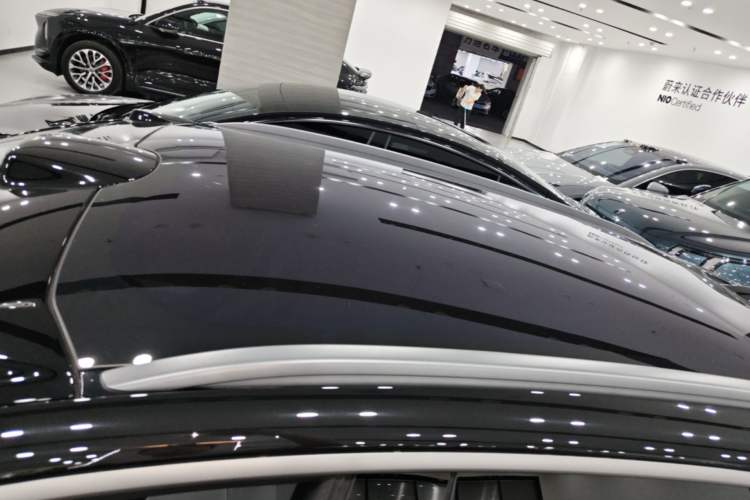 Used Nio ET5T 2024 75kWh Touring Roof