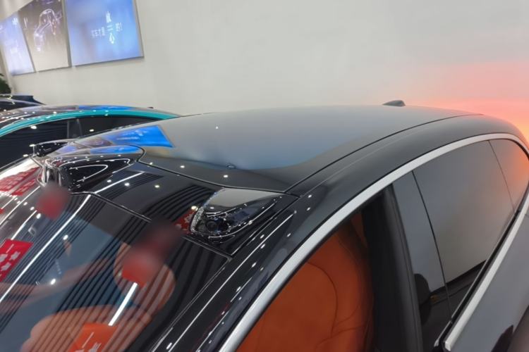 Used Nio ET5T 2024 75kWh Touring Roof