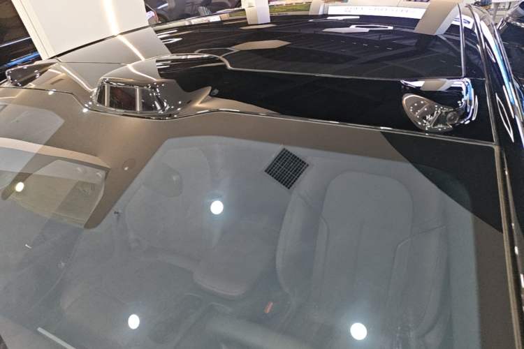 Used Nio ET5T 2024 75kWh Touring Roof